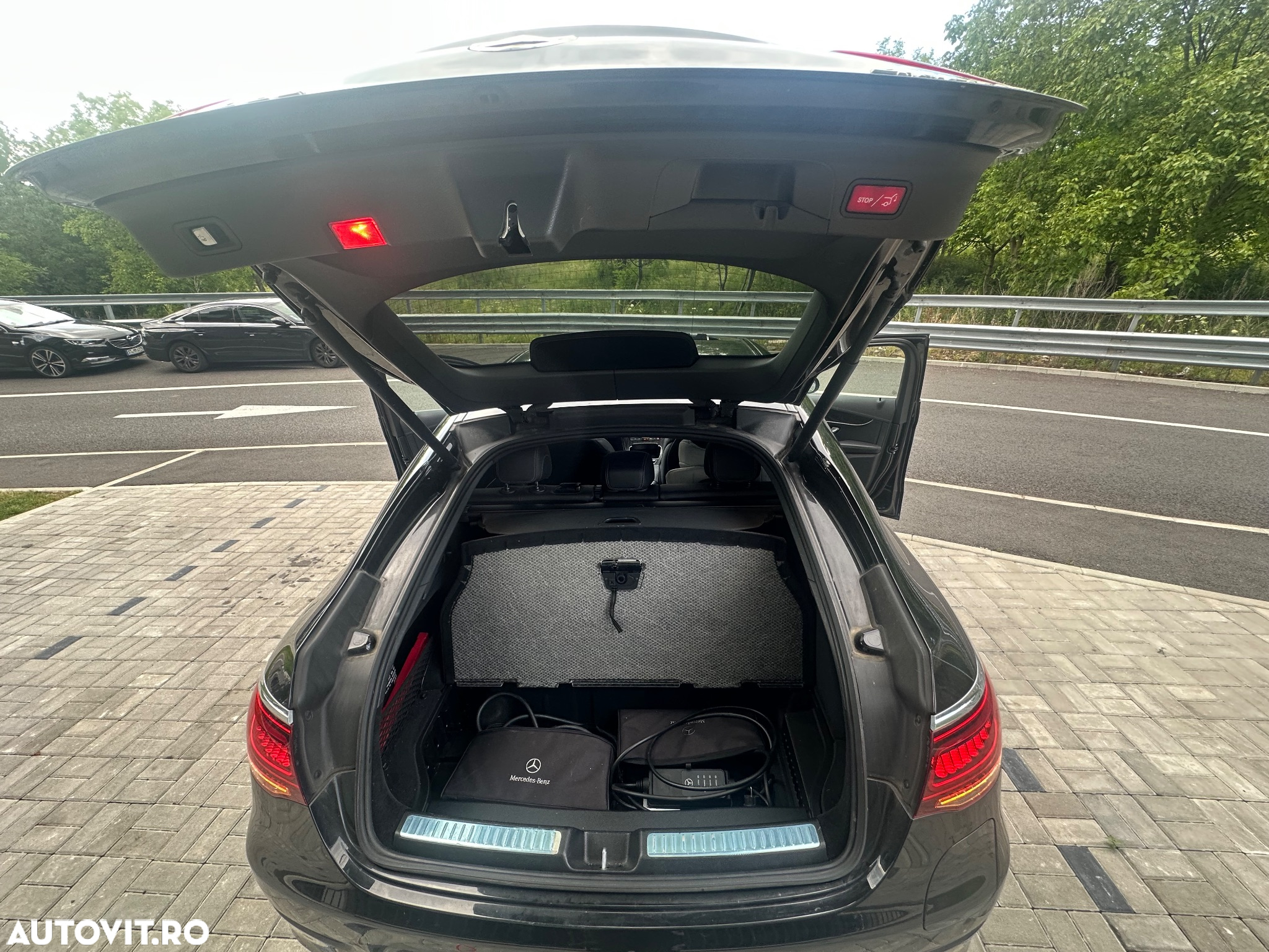 Mercedes-Benz GLC Coupe 200 MHEV - 9