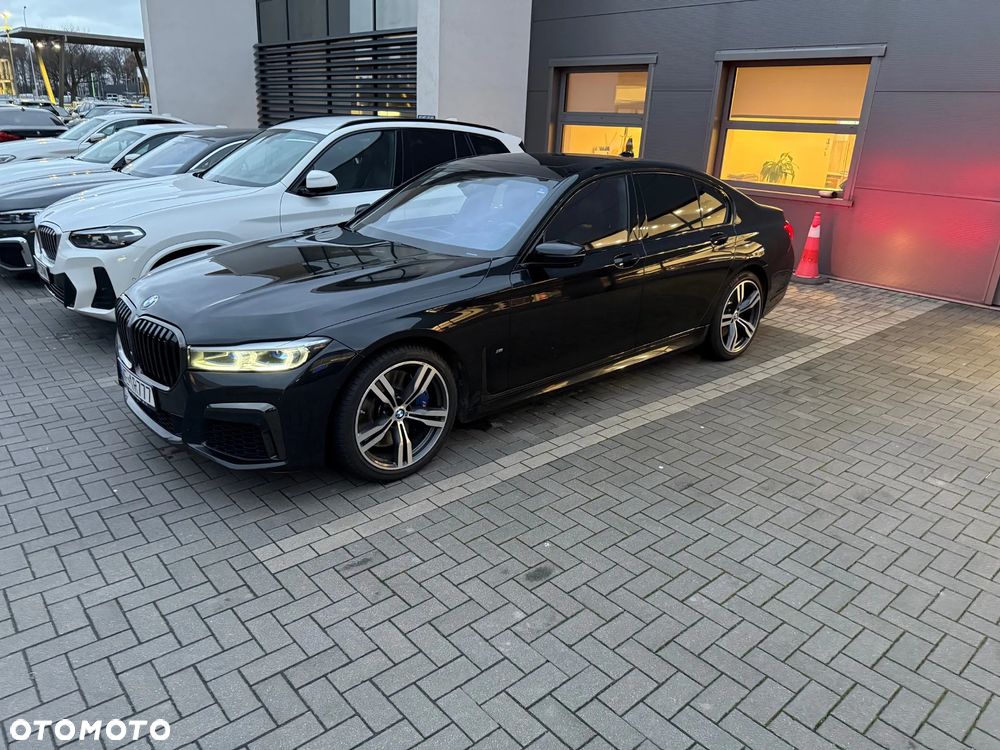 BMW Seria 7 750i xDrive - 3