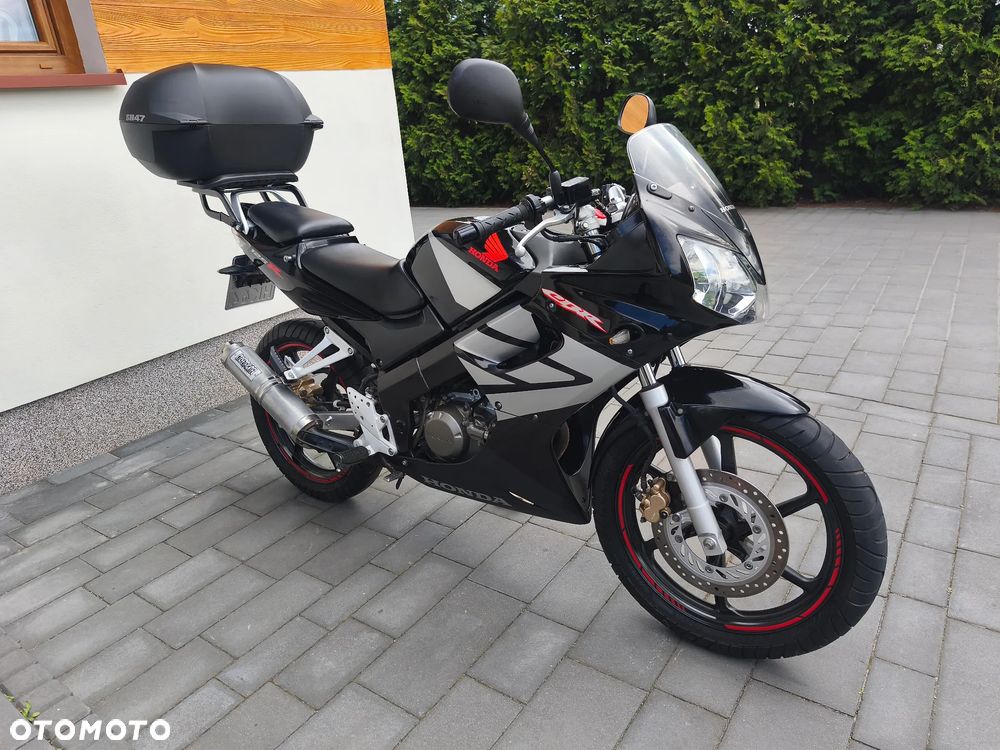 Honda CBR - 1
