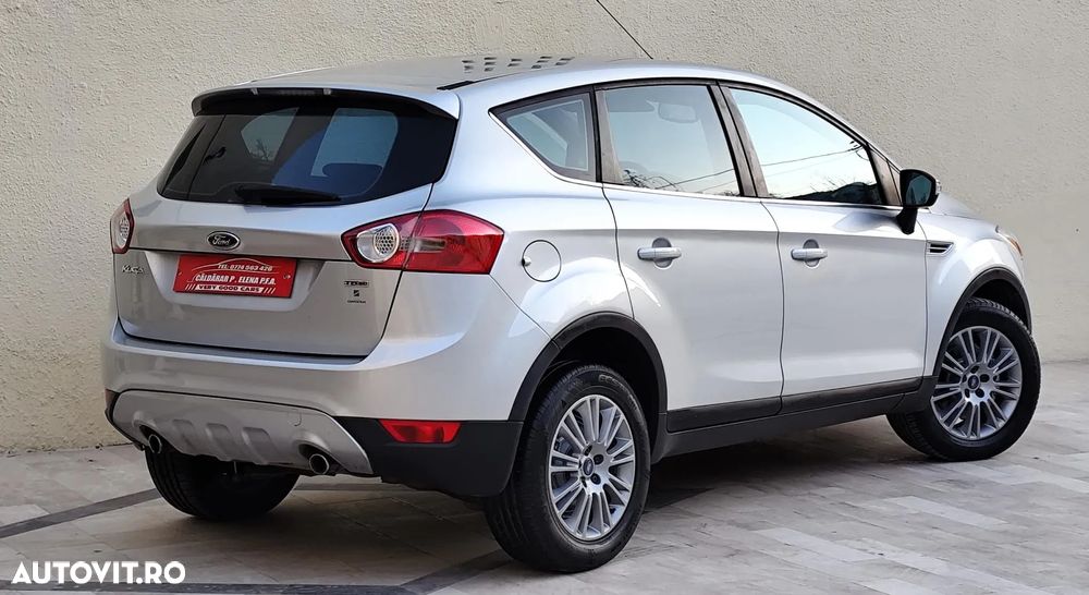 Ford Kuga - 3