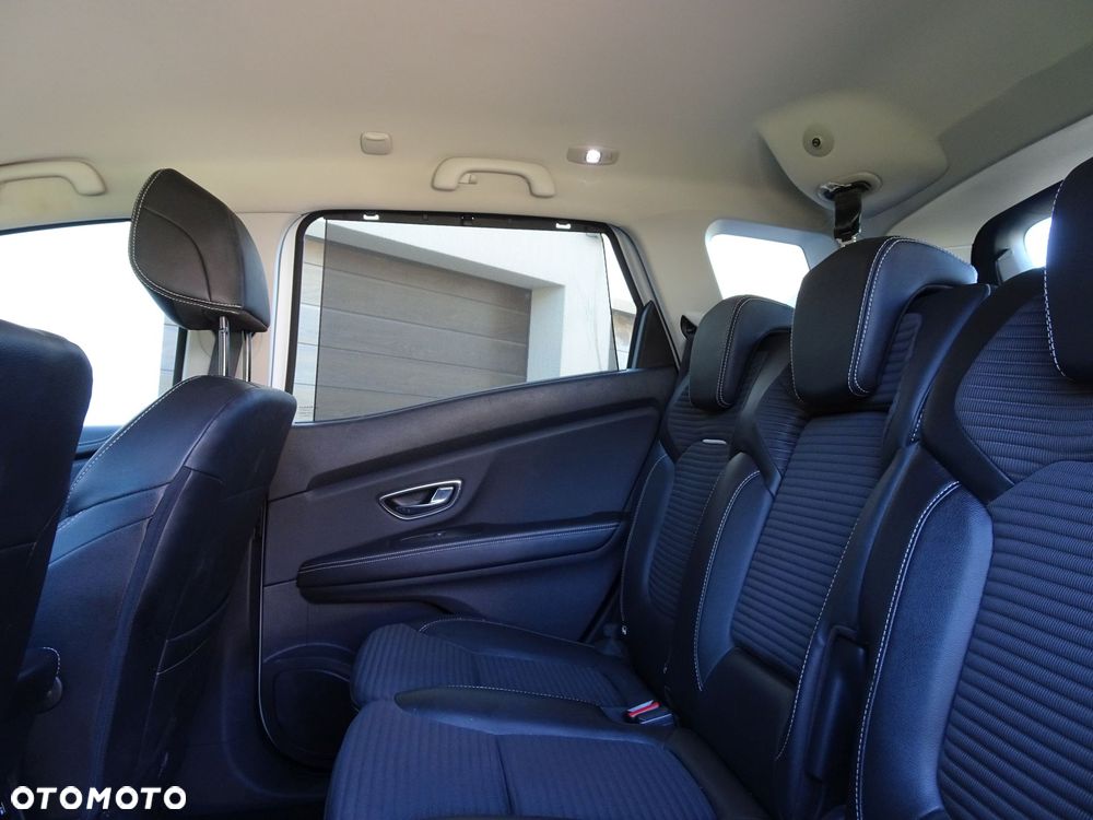 Renault Scenic - 10