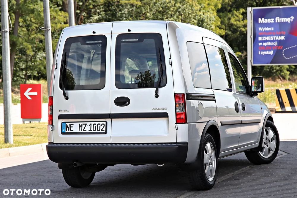 Opel Combo Tour Enjoy - 5
