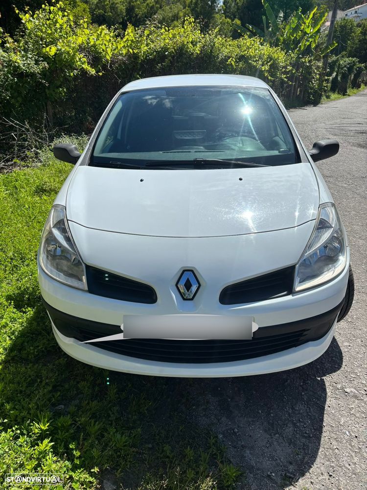 Renault Clio 1.5 dCi Dynamique - 1