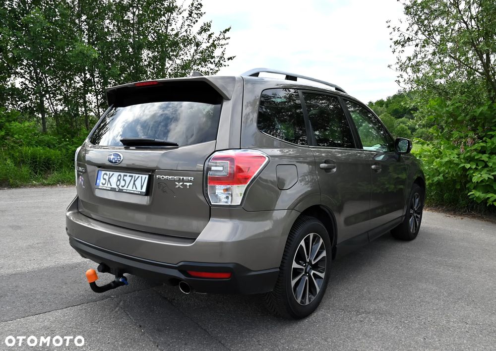 Subaru Forester 2.0 XT Platinum Lineartronic - 19