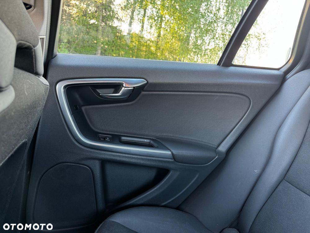 Volvo V60 D3 - 11