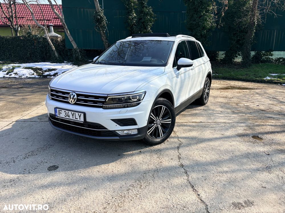 Volkswagen Tiguan - 1