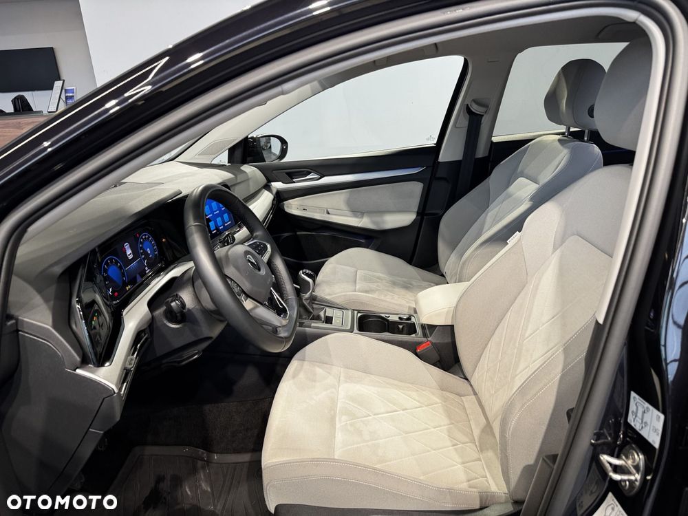 Volkswagen Golf - 12