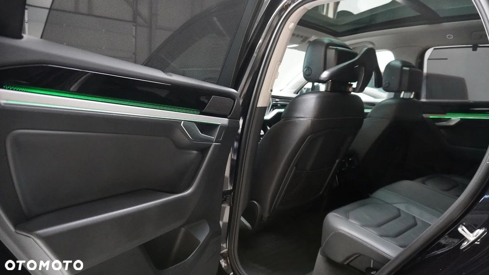 Volkswagen Touareg 3.0 V6 TDI SCR 4Motion Automatik R-Line - 10