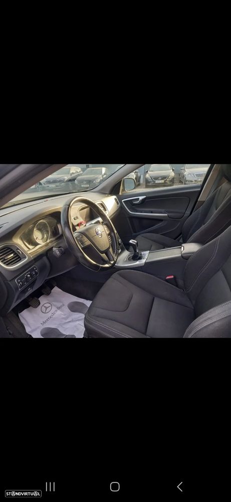 Volvo V60 - 14