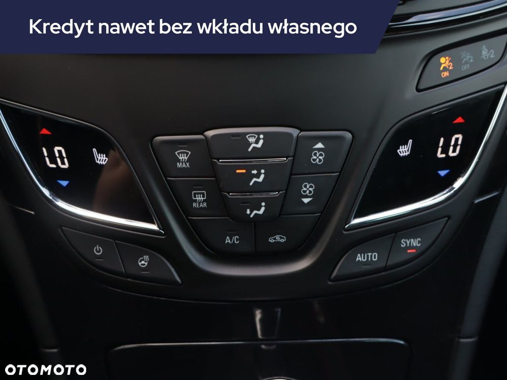Opel Insignia - 15