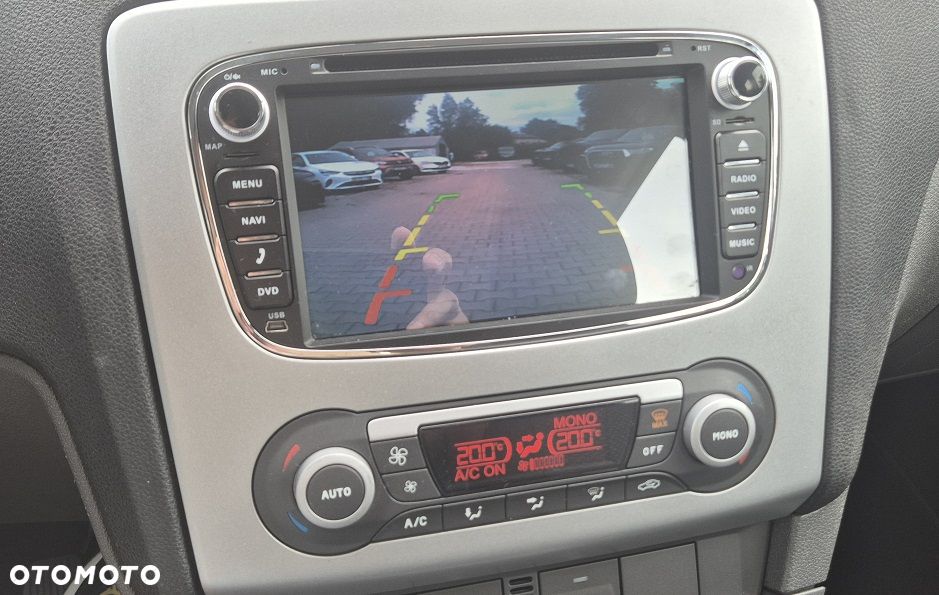 Ford Focus 1.6 Trend + - 13