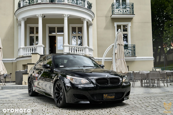BMW M5 Standard
