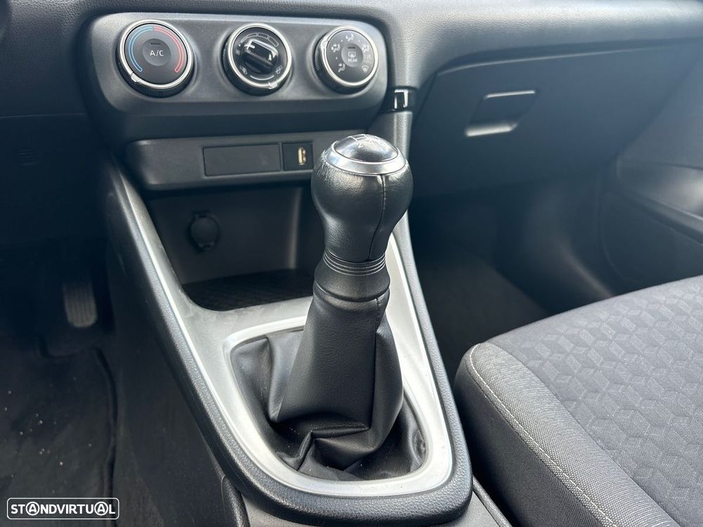 Toyota Yaris 1.0 VVT-i Comfort Plus - 24