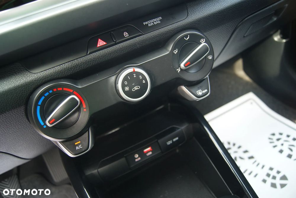 Kia Rio 1.0 T-GDI L - 22