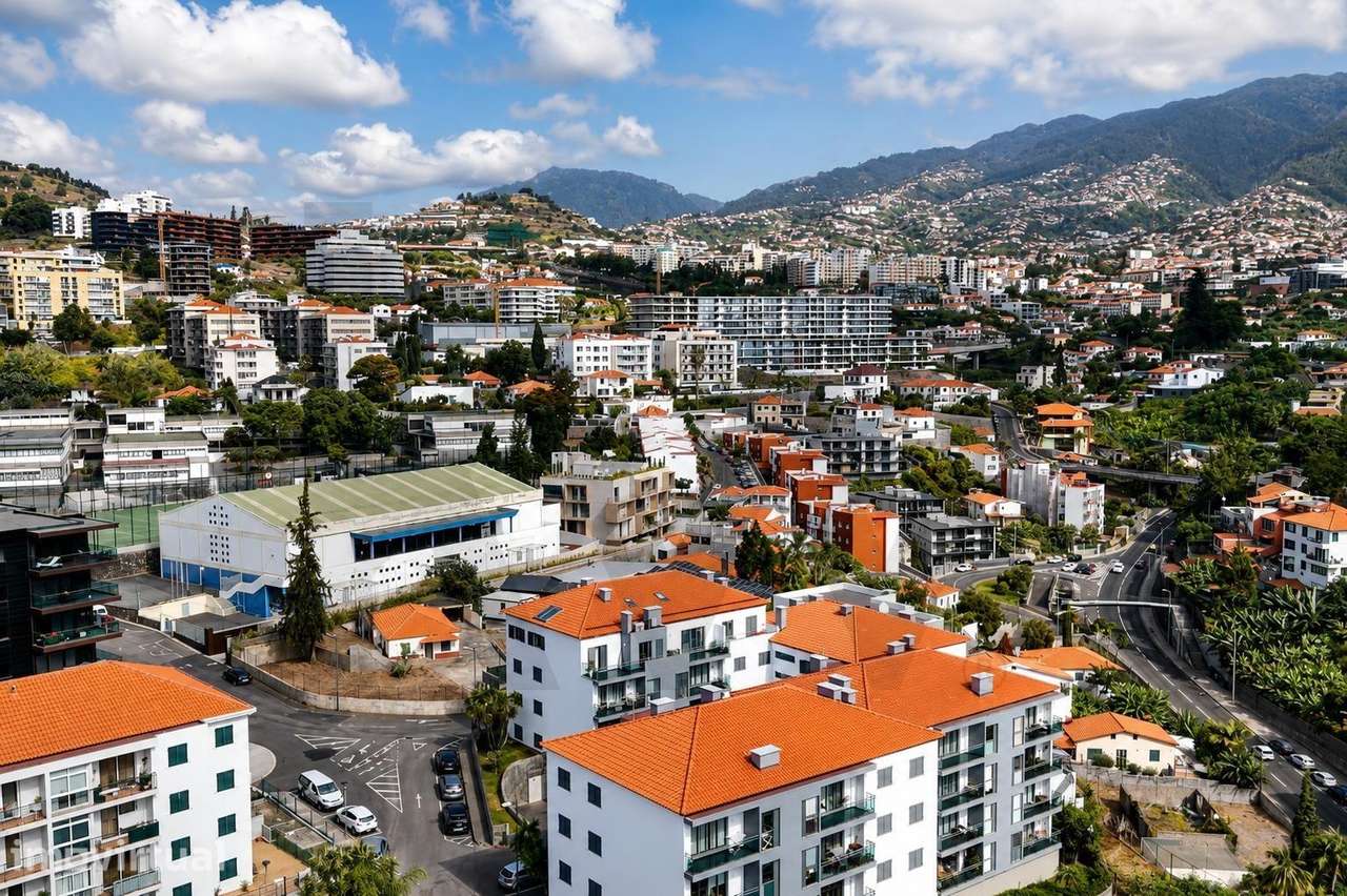 APARTAMENTO T3 COM SÓTÃO | VISTAS PANORÂMICAS | VARANDAS DA FÉ, BARREI - Grande imagem: 3/31