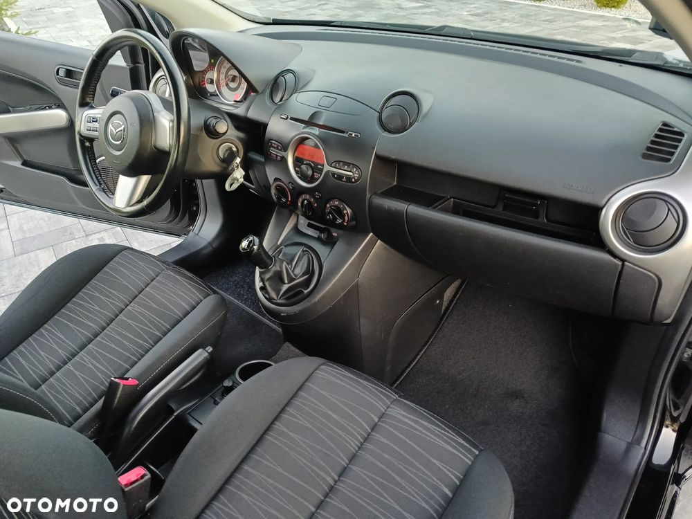 Mazda 2 - 14