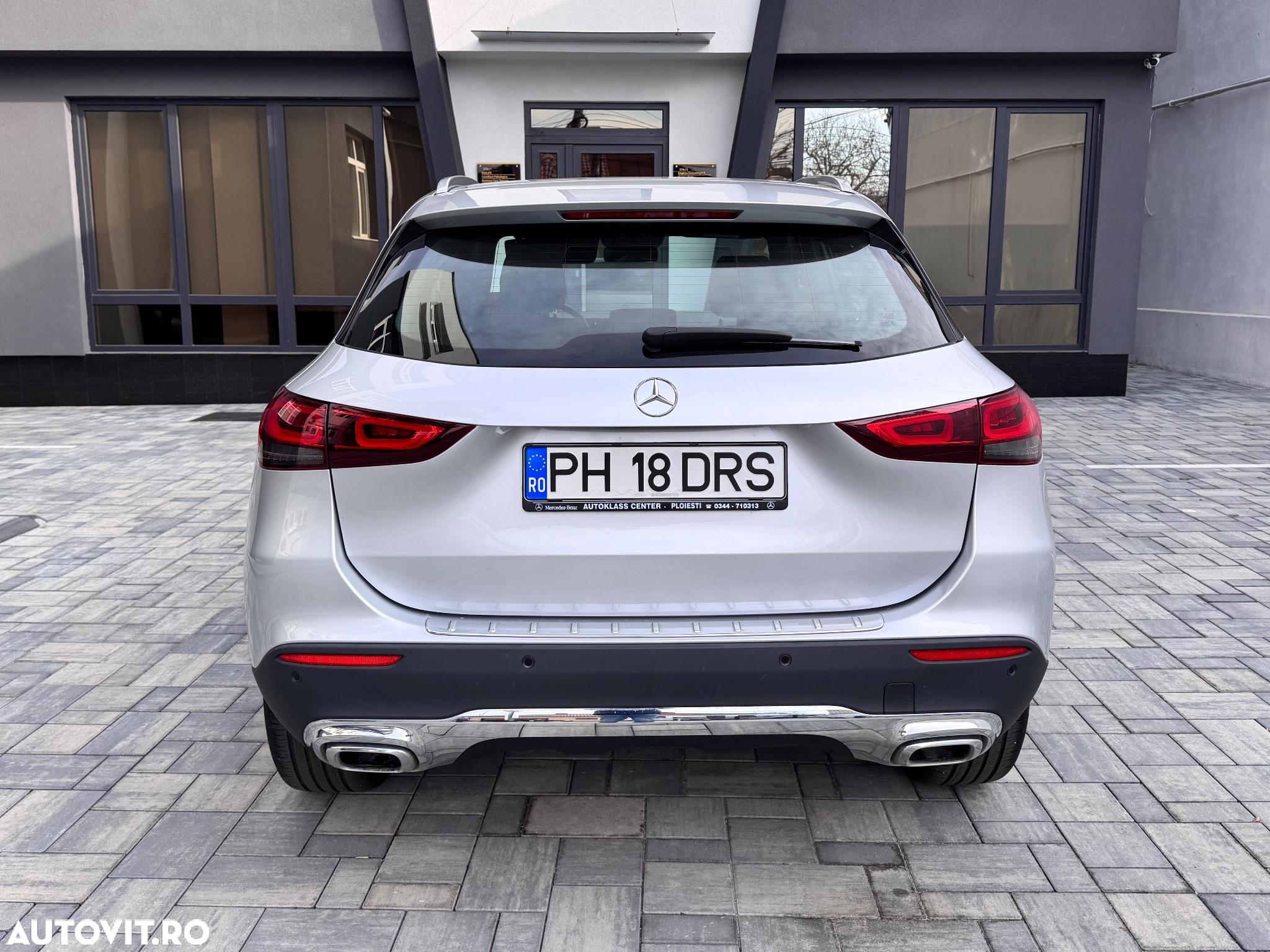 Mercedes-Benz GLA - 6