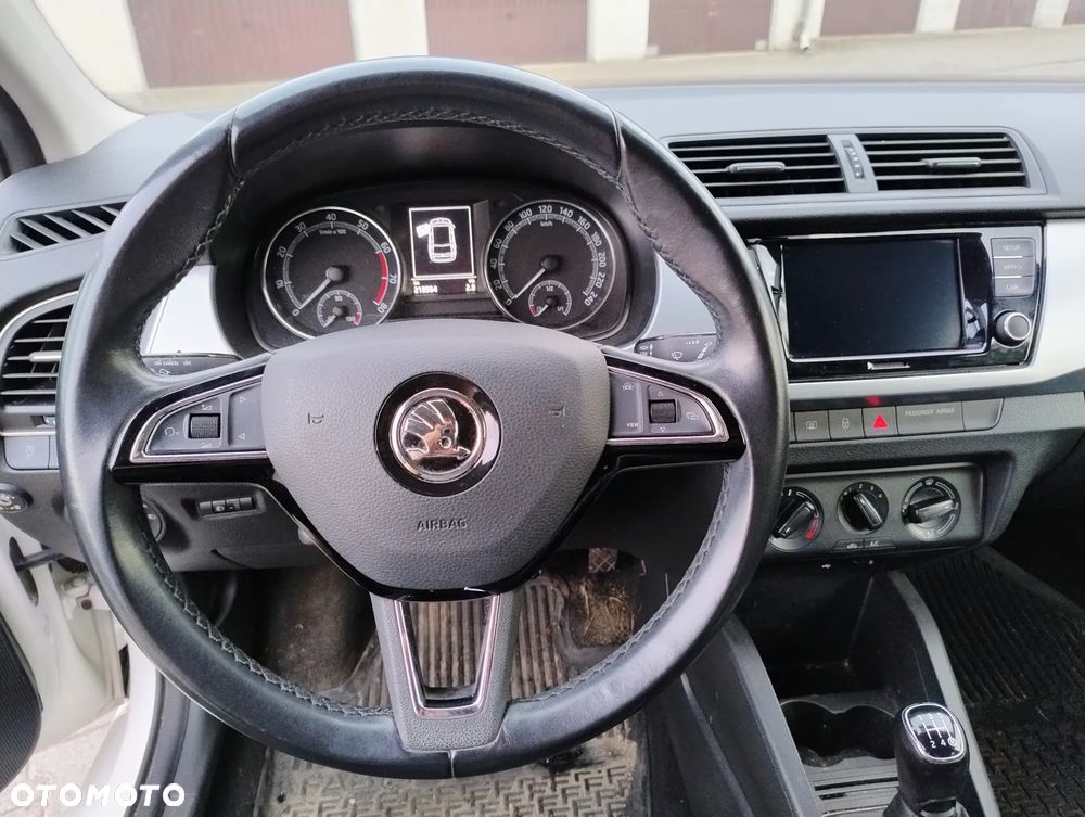 Skoda Fabia 1.0 Ambition - 10