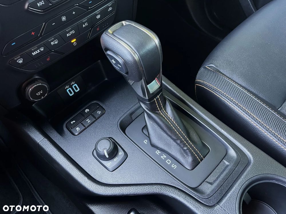 Ford Ranger 2.0 EcoBlue 4x4 DC Wildtrak - 9