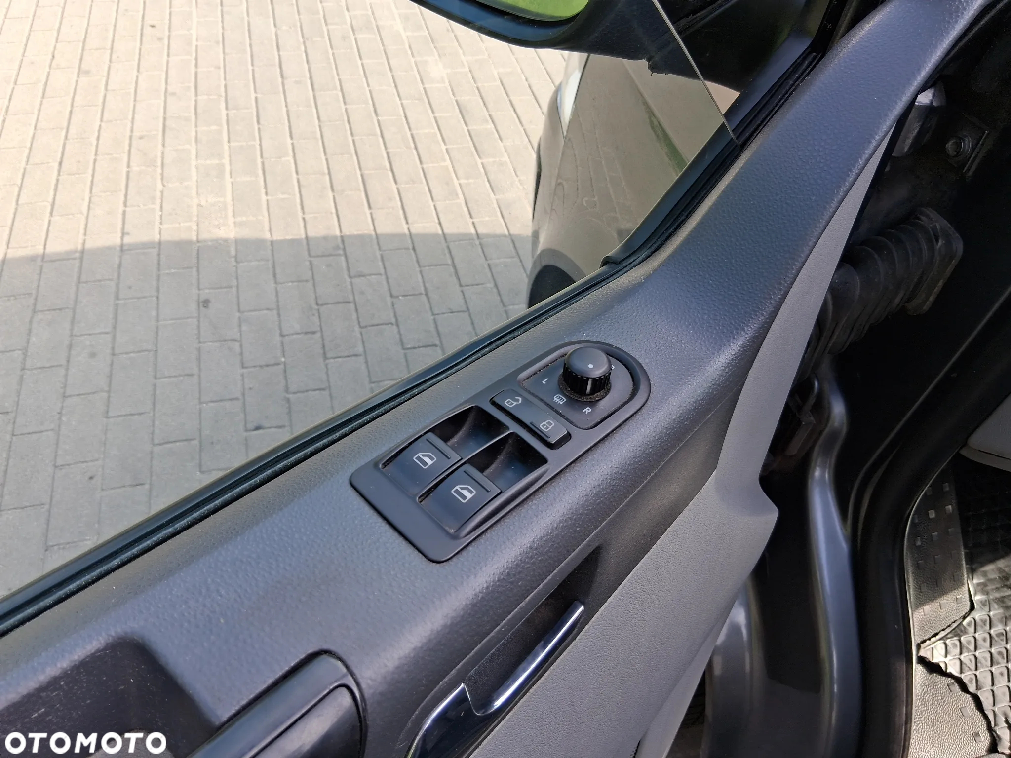 Volkswagen Caravelle BiTDI L2 Comfortline 4Motion - 20
