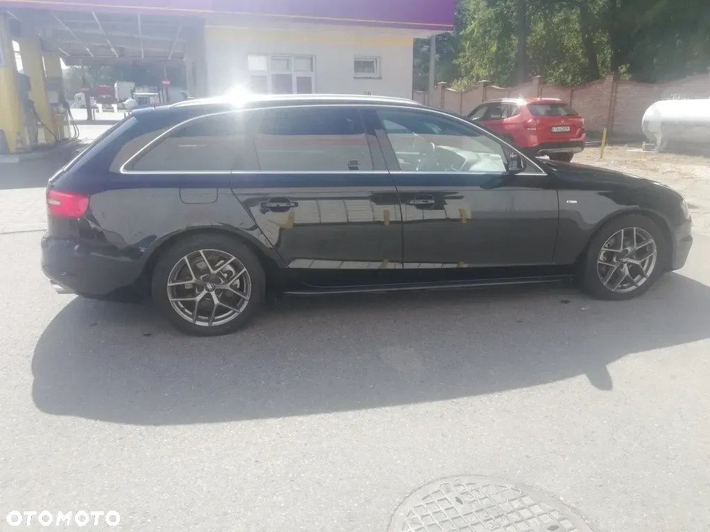 Audi A4 Avant 1.8 TFSI multitronic S line Sportpaket - 12