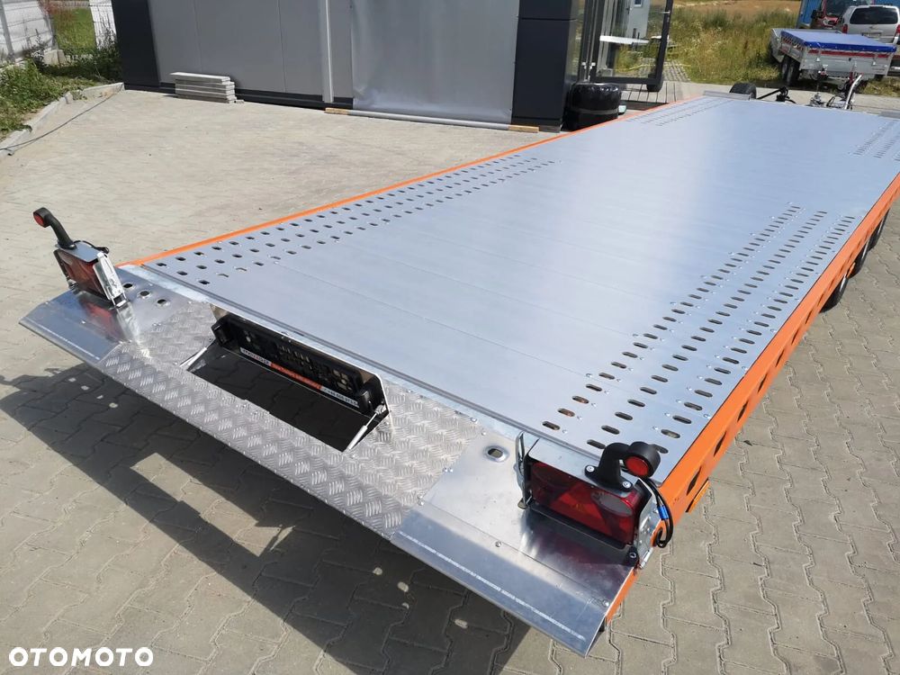 Wiola DOSTAWA! Przyczepa Laweta L35G65P wym. 650 x 204cm! UCHYLNA! Podłoga z paneli ALUMINIOWYCH. SOLIDNA! DMC 3500kg - 4