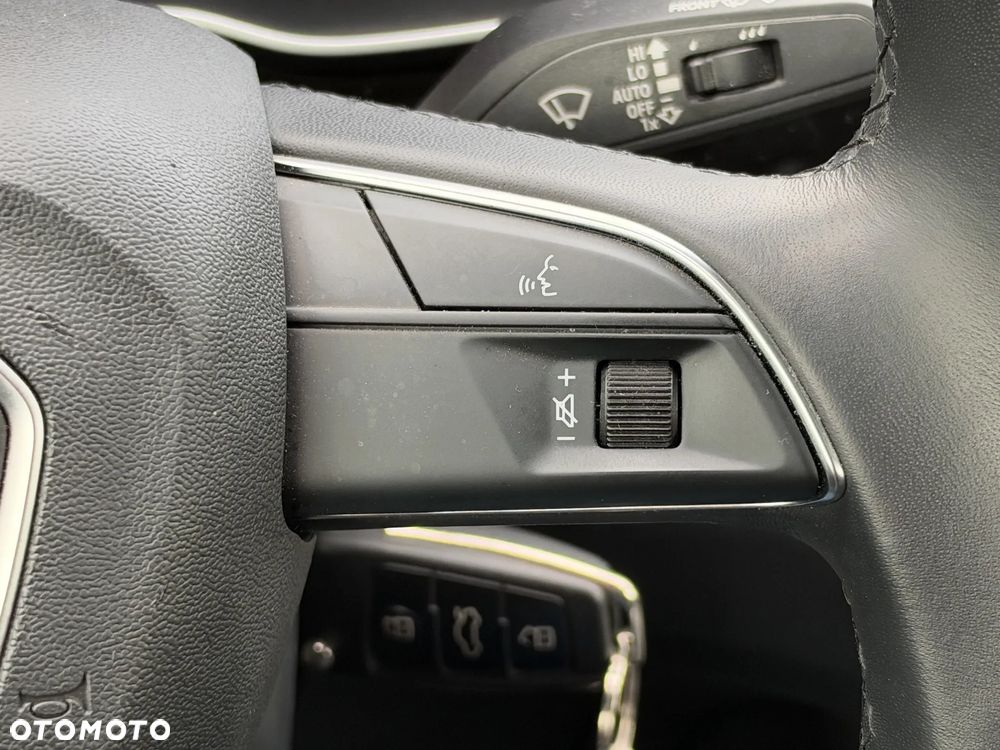Audi Q3 - 18