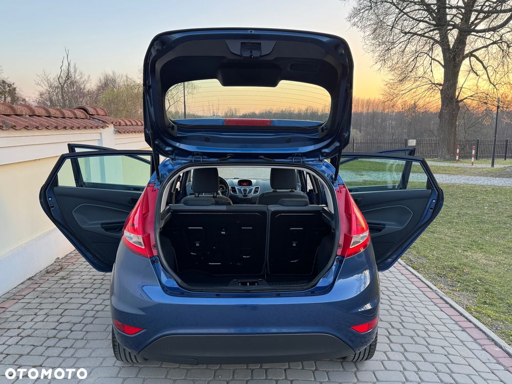 Ford Fiesta - 16