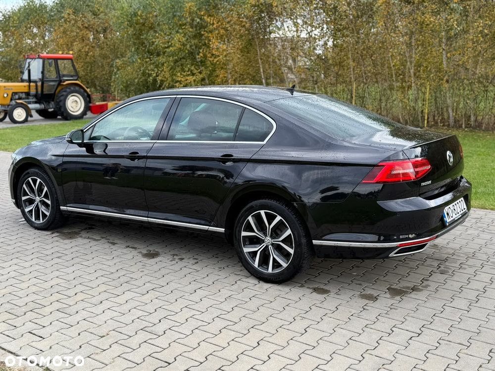 Volkswagen Passat - 5
