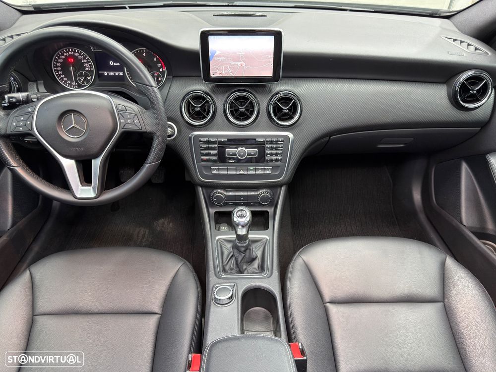 Mercedes-Benz A 180 d Urban - 23