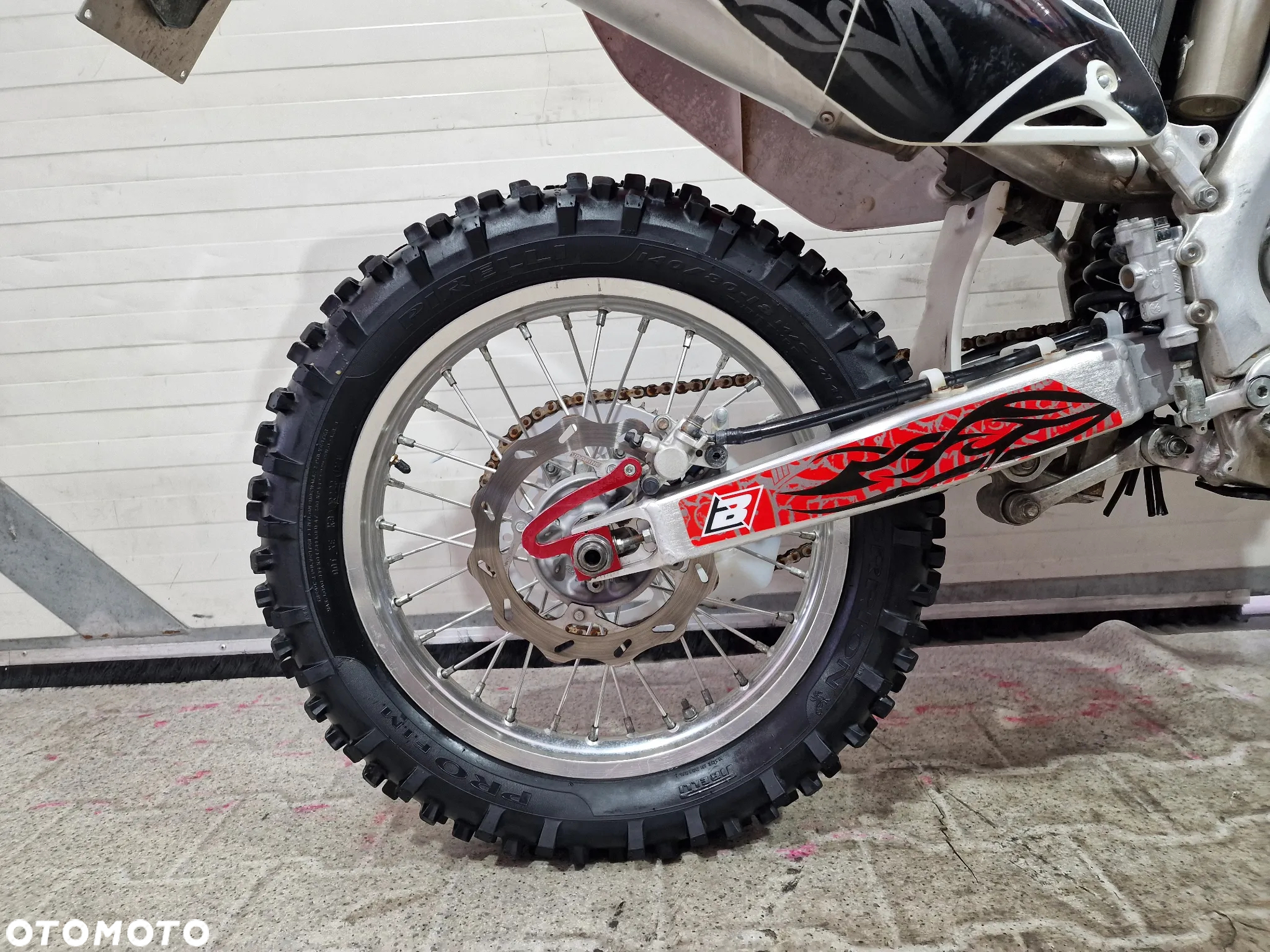Honda CRF - 24