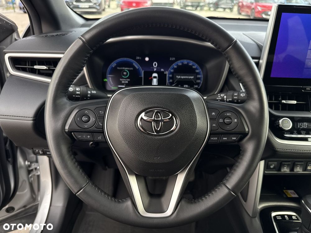 Toyota Corolla Cross - 14