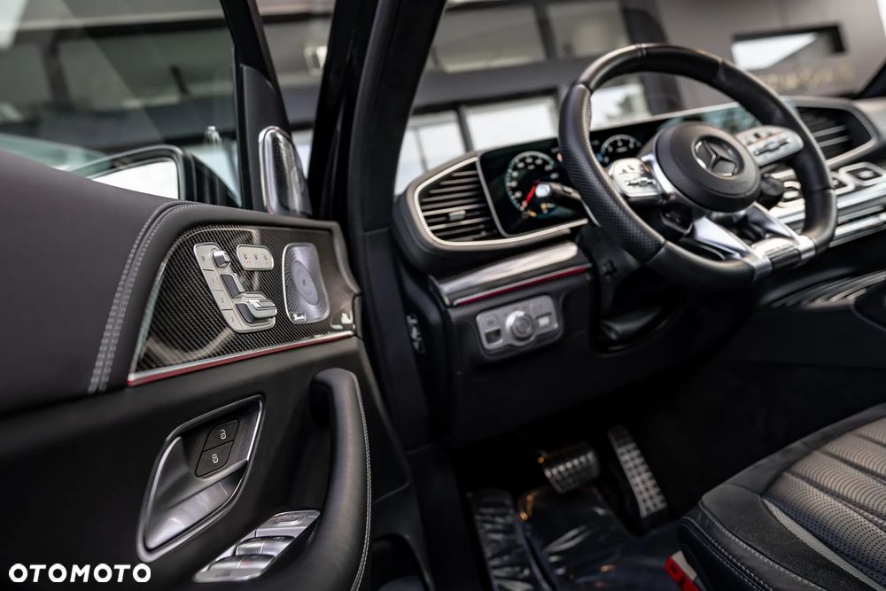 Mercedes-Benz GLS - 21