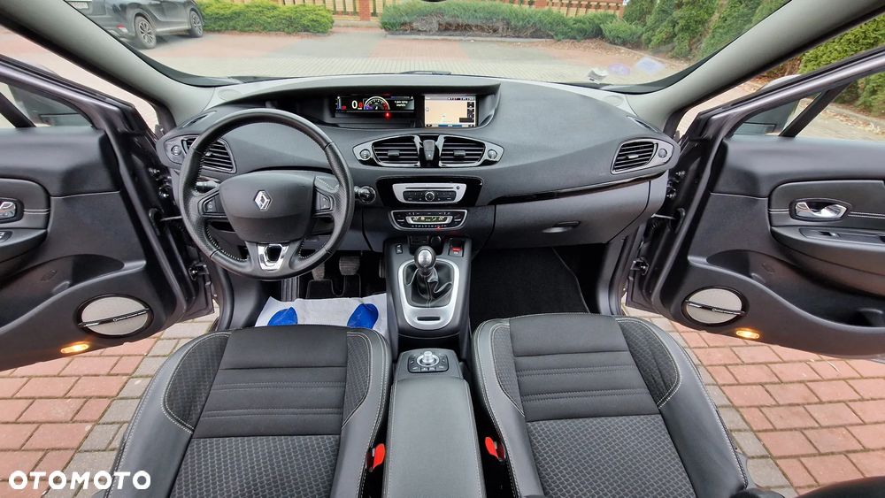 Renault Grand Scenic Gr 1.2 TCe Energy Bose Edition - 9
