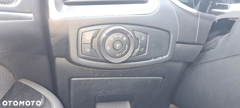 Ford S-Max 2.0 TDCi Titanium - 30