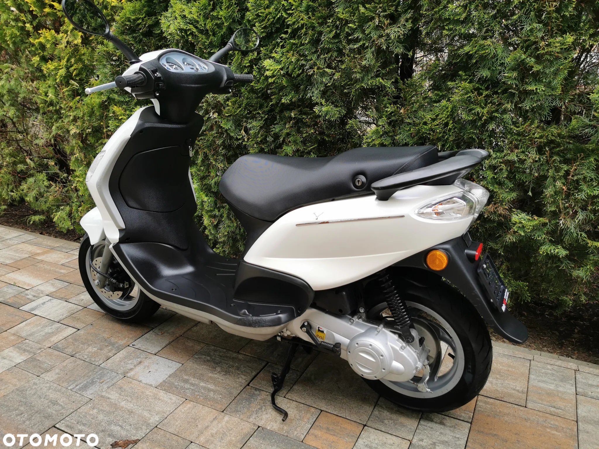 Piaggio FLY - 6