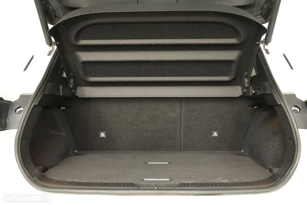 Nissan Qashqai 1.3 DIG-T Tekna Xtronic - 24