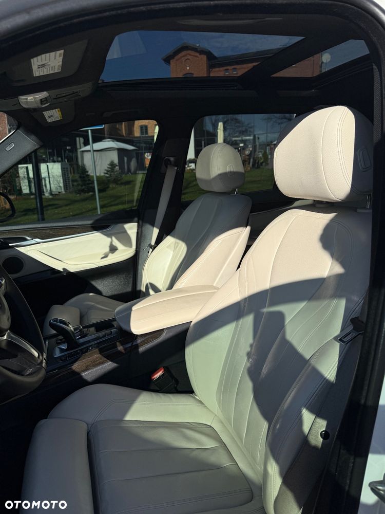 BMW X5 xDrive35i - 13