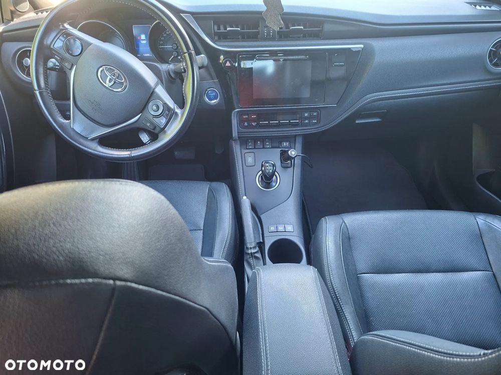 Toyota Auris - 6
