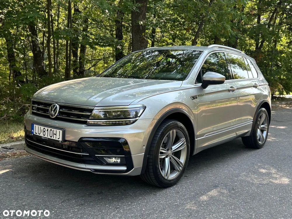 Volkswagen Tiguan - 1