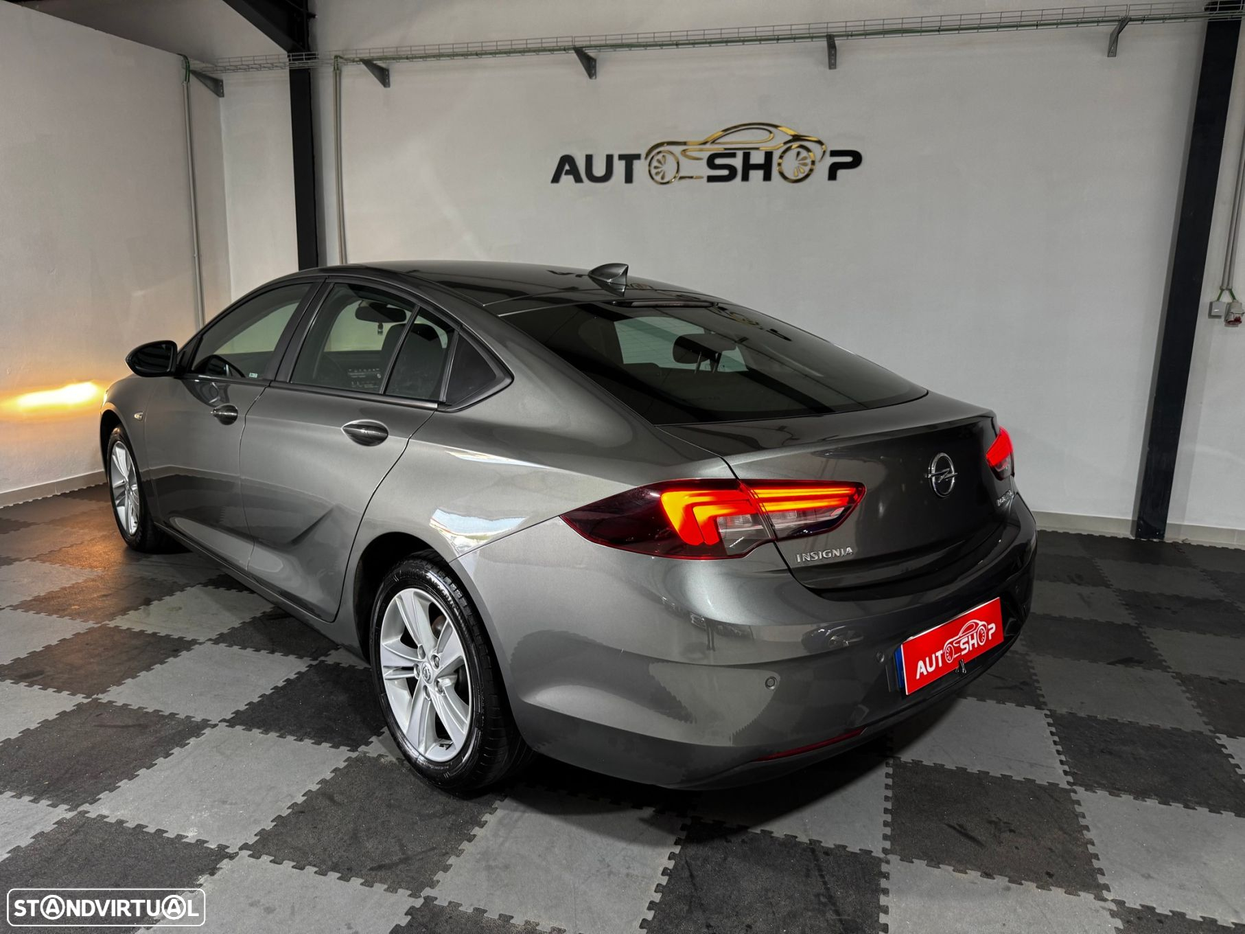 Opel Insignia Grand Sport 1.6 CDTi Selective - 28