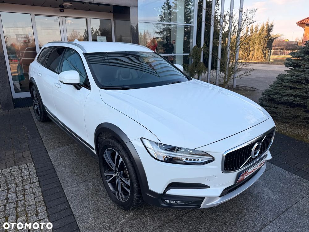 Volvo V90 Cross Country D5 SCR AWD - 25