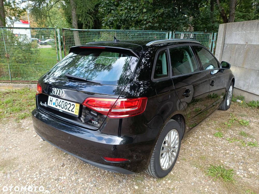 Audi A3 Sportback - 15