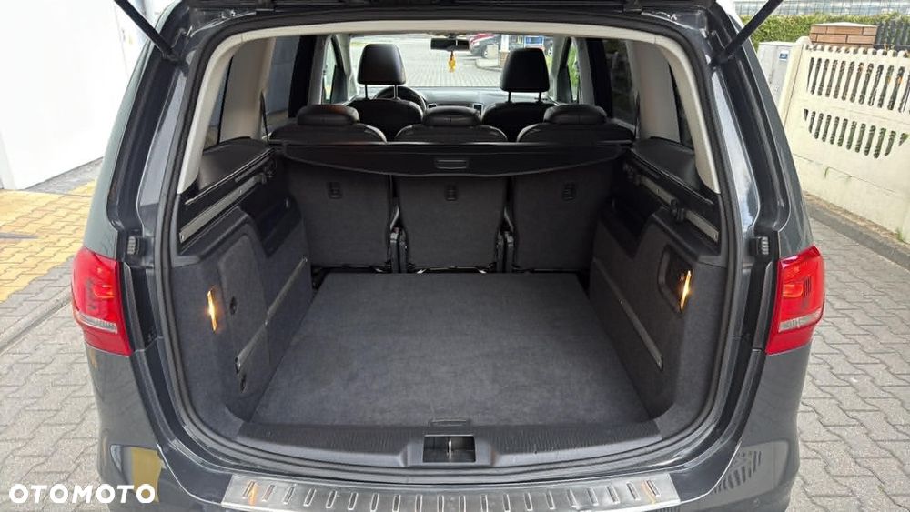 Volkswagen Sharan 2.0 TDI Blue Motion Highline - 9