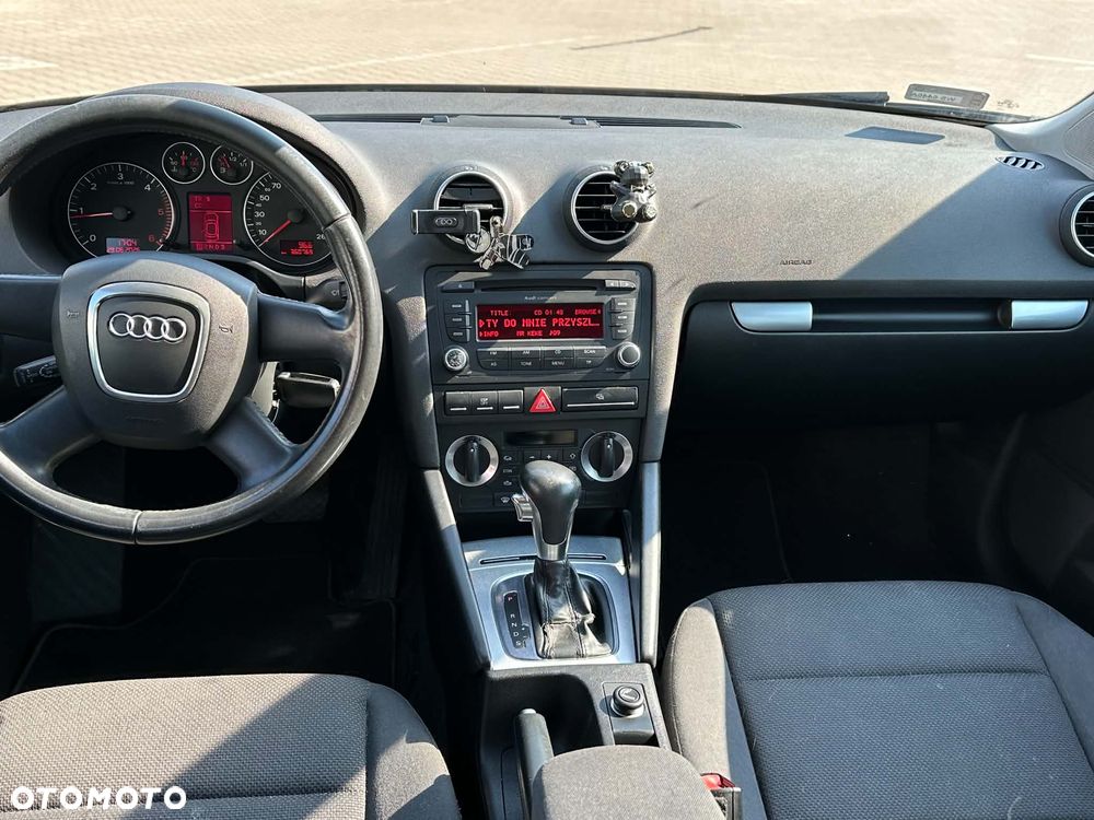 Audi A3 Sportback - 4