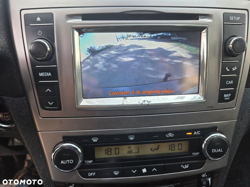 Toyota Avensis Touring Sports 1.8 Business Edition - 33