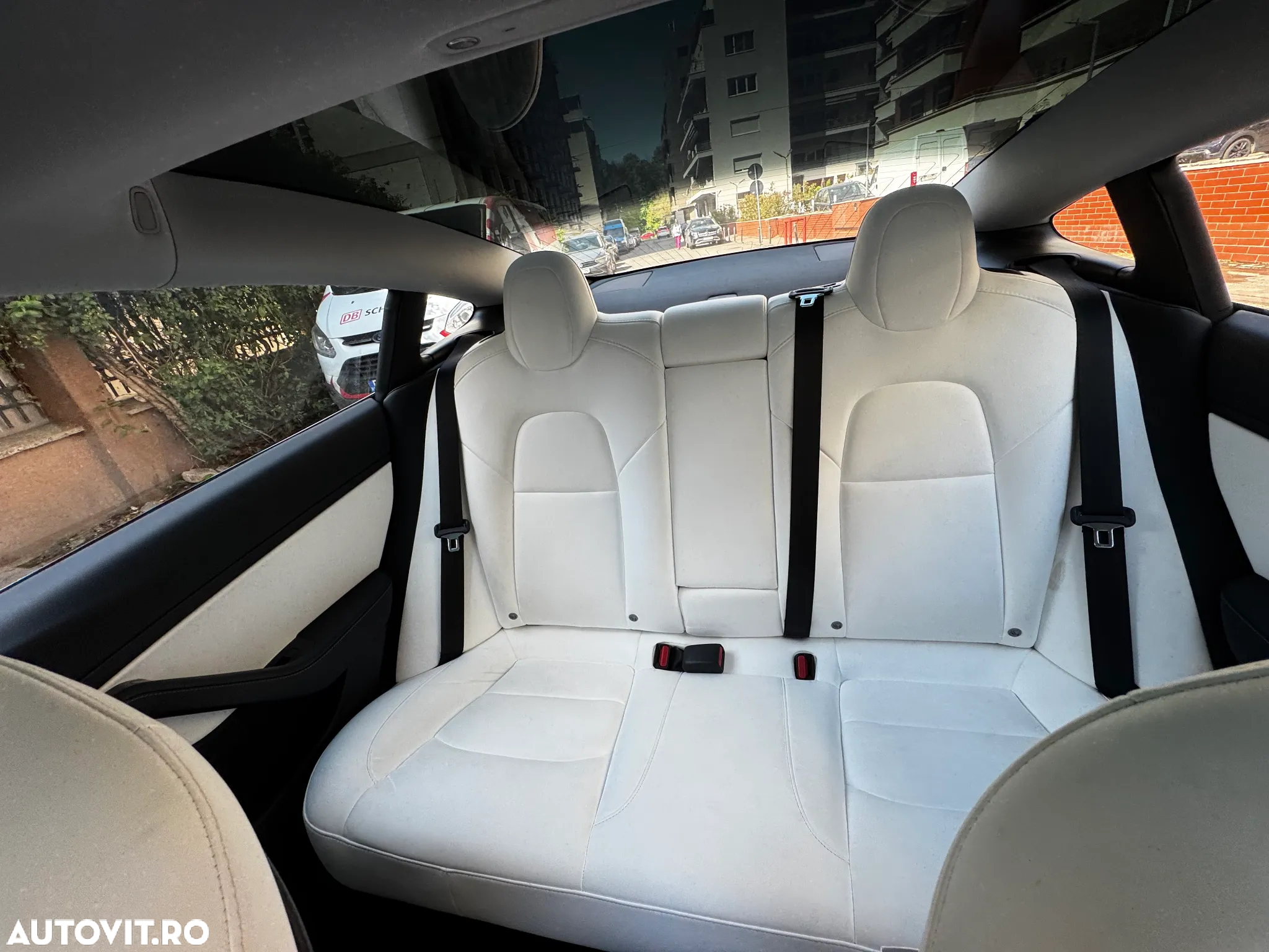 Tesla Model 3 - 2