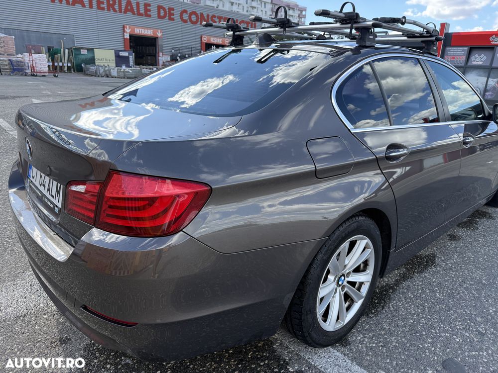 BMW Seria 5 520d Aut. - 11