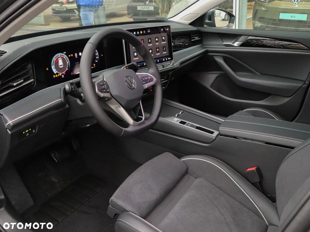 Volkswagen Passat - 9