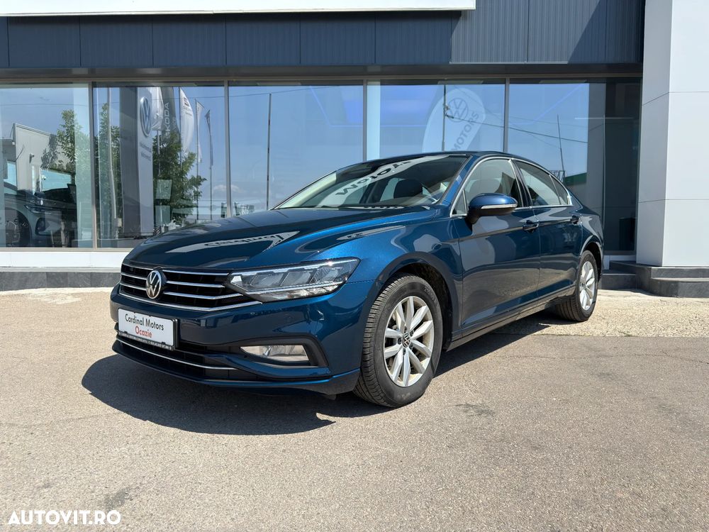 Volkswagen Passat 2.0 TDI DSG Comfortline - 4